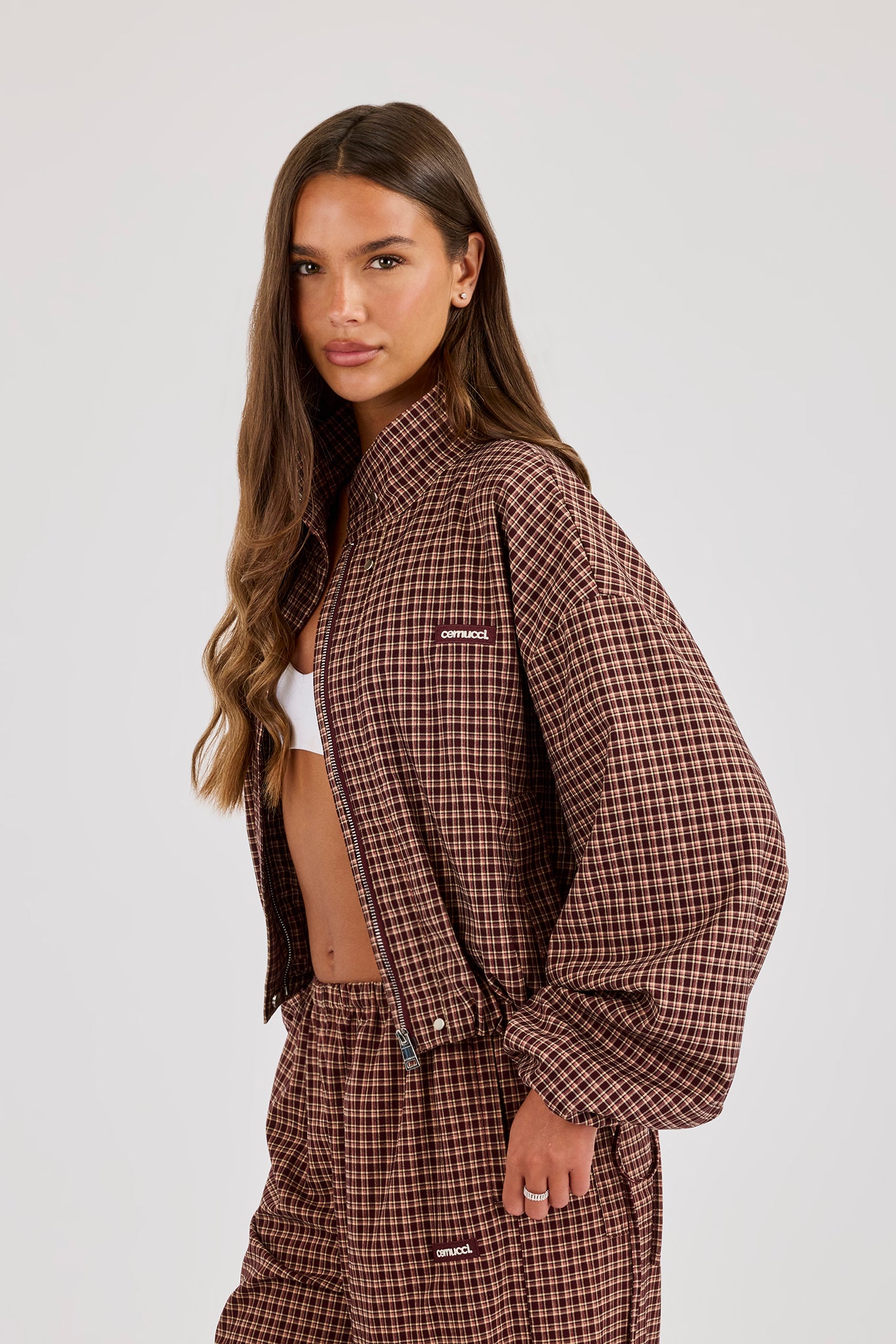Jacke mit Trichterkragen aus kariertem Twill – Burgunderrot